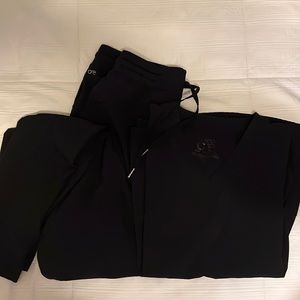 Barco One Black Jogger Scrubs Set.